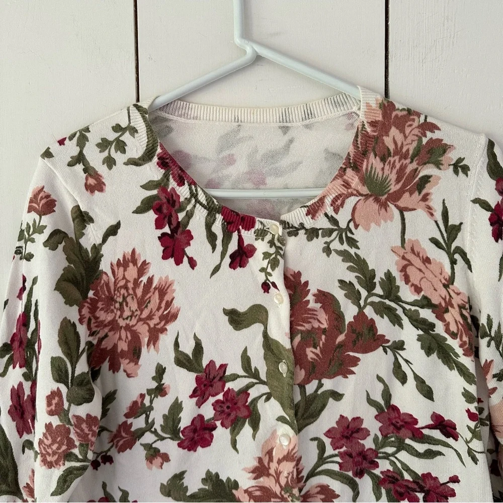 Floral Cardigan Sweater Sz S-M White Burgundy Pink Green